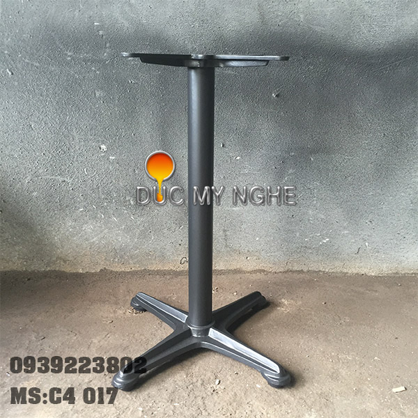 Bàn cafe 4 chân gân nổi gang đúc C4 017